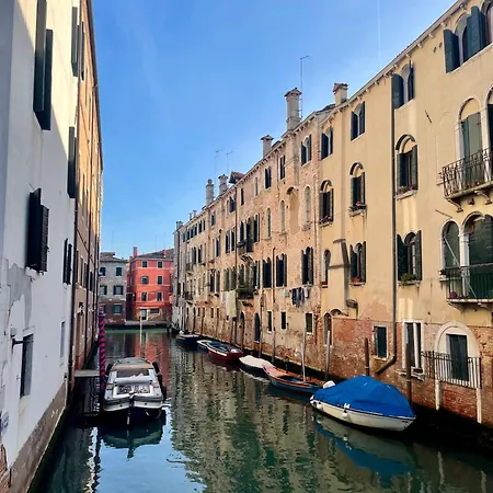 Gesuiti Loft Apartman *